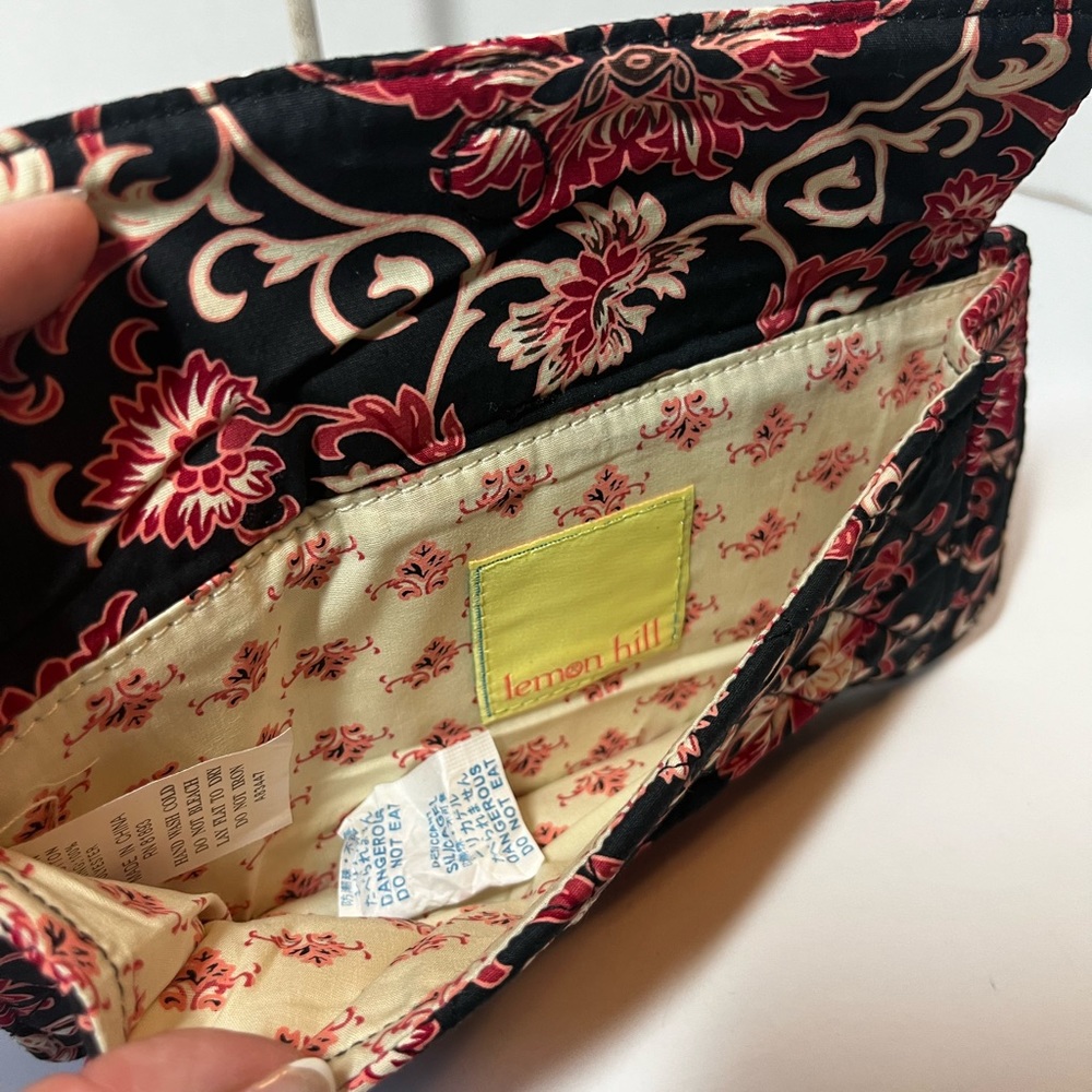 Lemon Hill quilted cotton clutch/organizer - Picture 6 of 9
